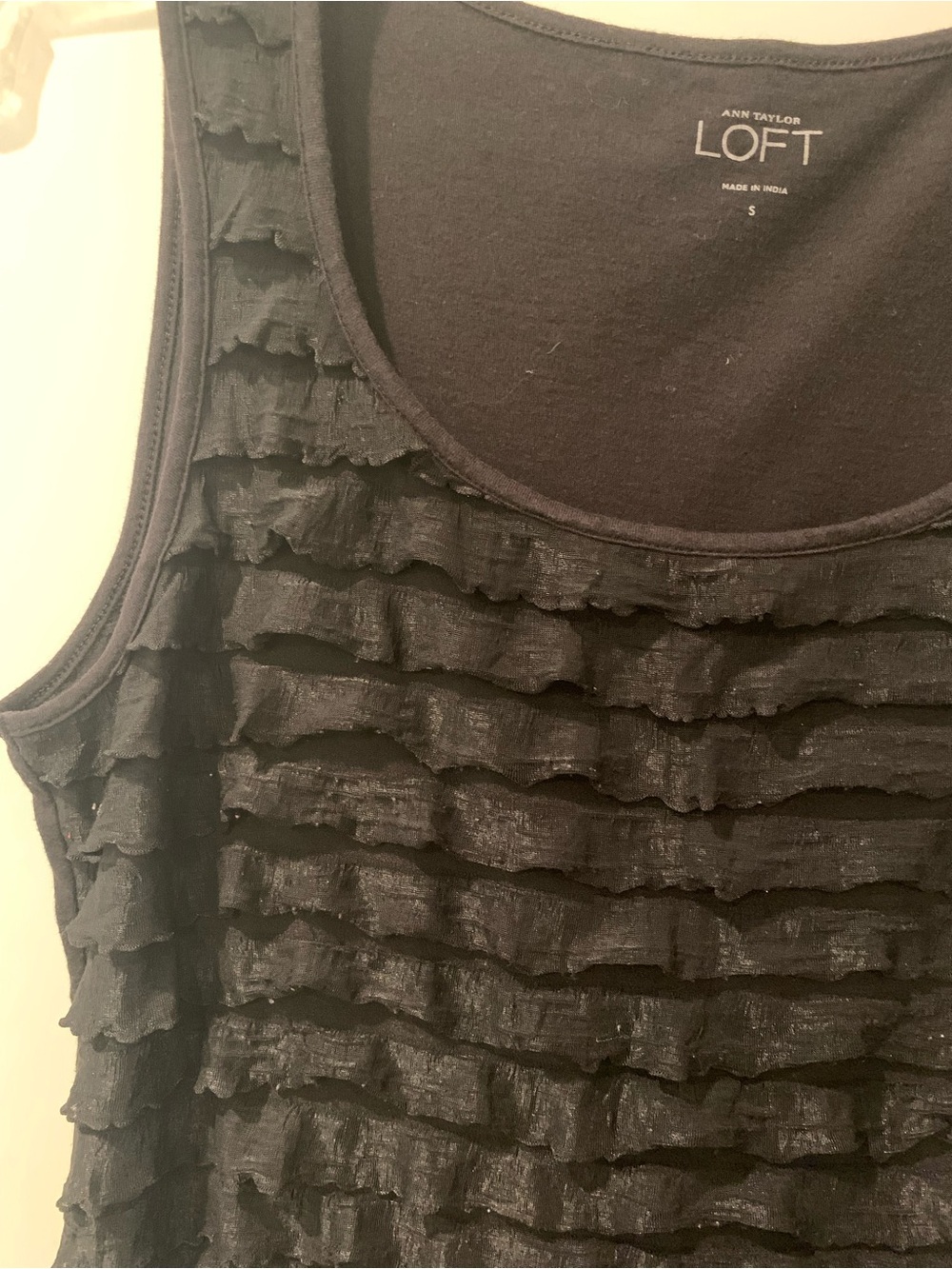 LOFT Black Ruffled Layer Tank - Picture 4 of 4
